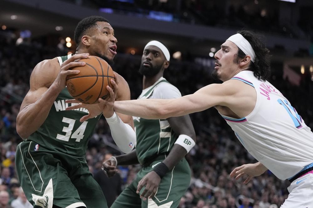 传球决策 传球决策