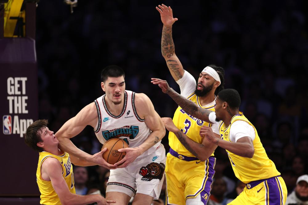 伴随这一球 伴随这一球