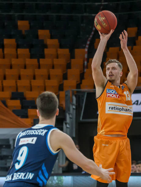 捆绑住的人 捆绑住的人